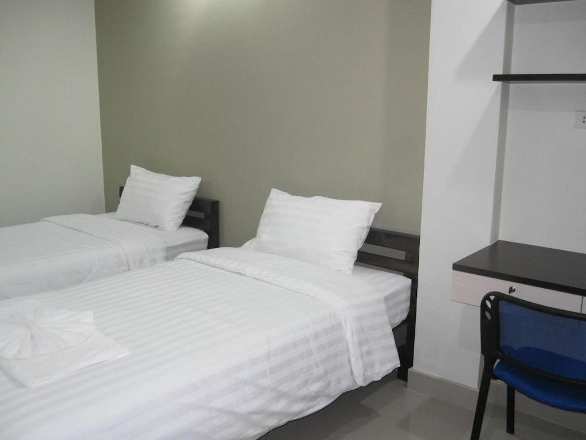 Corner One Residence Hat Yai Exterior photo